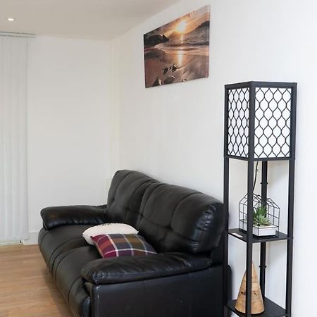 1 Bed Luxury Comfortable Apt ลอนดอน ภายนอก รูปภาพ